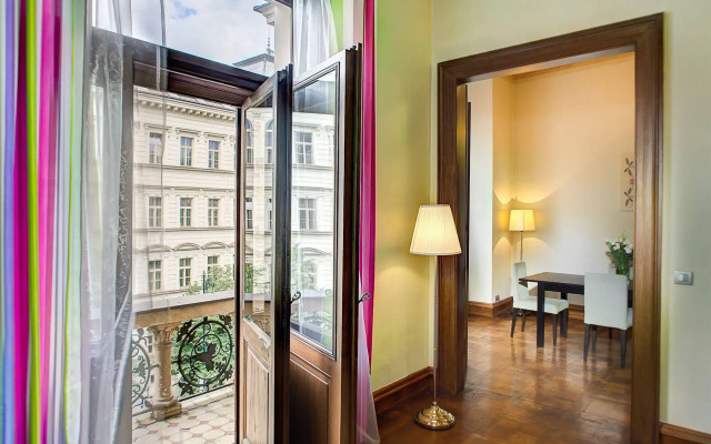 Art House Apartments by Adrez Living