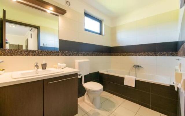 Dunazug Apartmanház