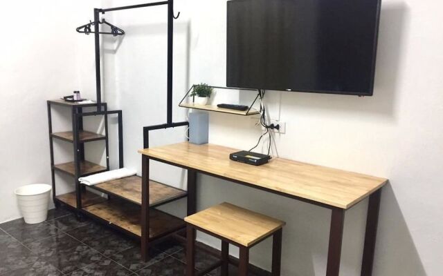Ada Apartment