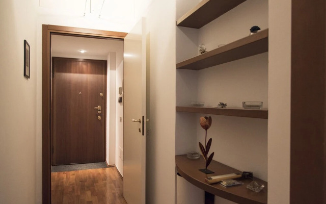 Bright & Cozy Flat near Navigli, Iulm, Tortona