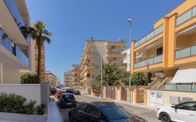 App Savonarola a 250mt da spiagge e movida 6p