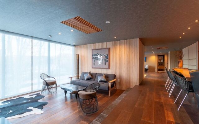 Hideaway on Escarpment by H2 Life