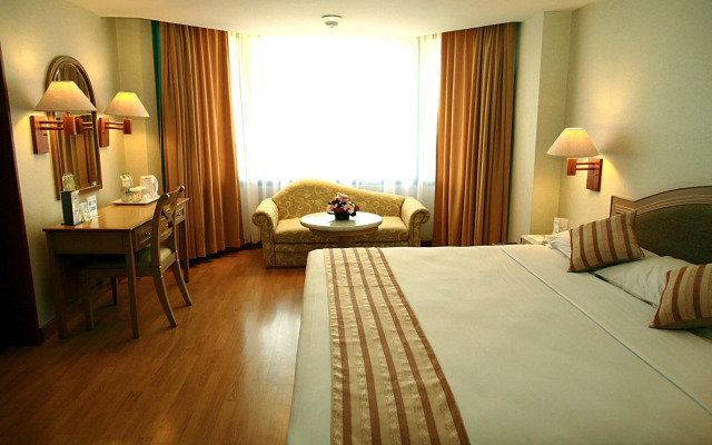 Horison Ultima Bandung