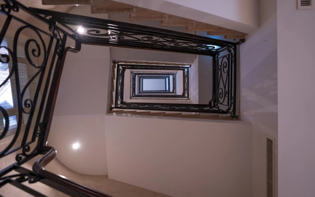 Boutique hotel touring