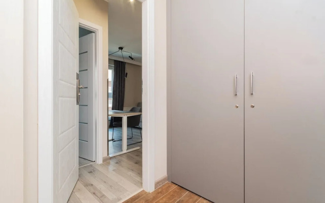 Amber Port 12B by Grand Apartments