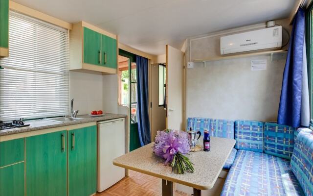 Modern Mobile Home in Cesenatico With Pool Near Seabeach