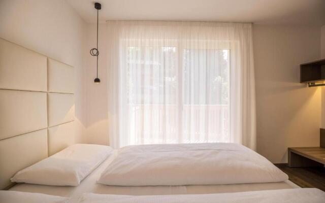 Apartment Cinch Residence Bun Ste