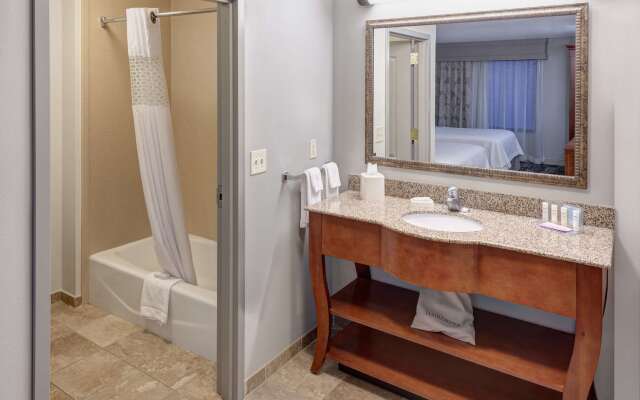 Hampton Inn & Suites Cedar Rapids - North
