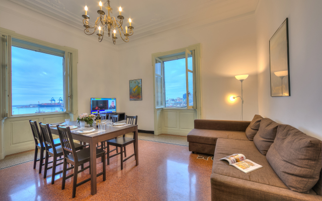 I Marinai - In The City Of Genoa