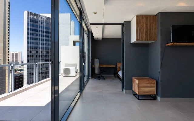 The Decks 1102 by CTHA