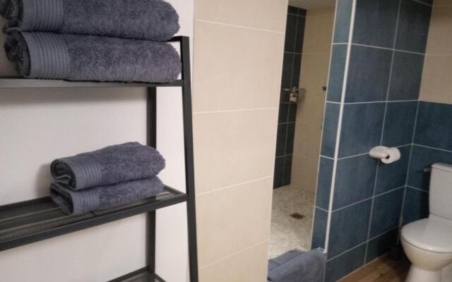 Chateau De Champdolent