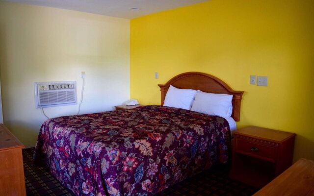 Snelling Motel