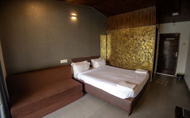 Canal Touch Resort
