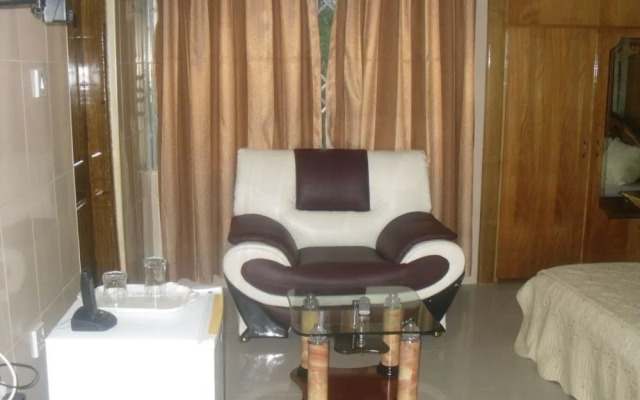 Senator Hotel