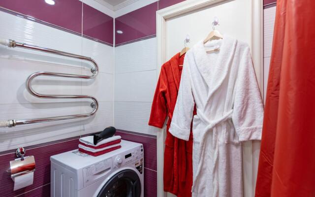 Пять звезд на Дубровинского 106