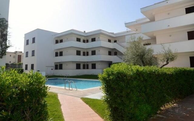 Apartamento familiar con piscina comunitaria