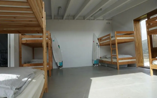 The Camp Doniños - Hostel