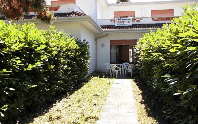 "charming Villa With Private Garden"
