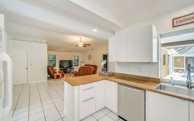 Lovely Naples Home: Backyard Oasis w/ Pool!