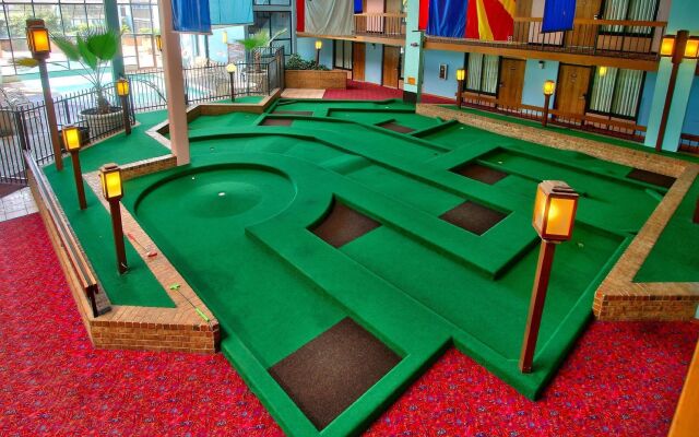 MCM Grande Hotel FunDome Odessa