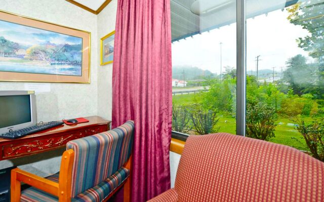 M Star Hotel Covington