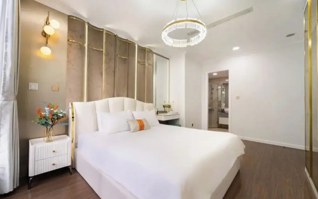 Saigon Landmark Riverside Apartment