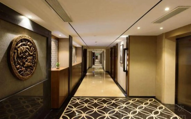 Four Seasons Qingteng Garden Hotel (Xikou Chiang's Hometown)