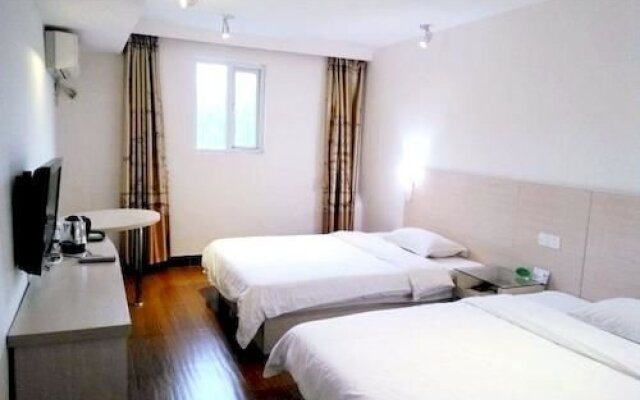 Nanning Caiyuan Business Hotel