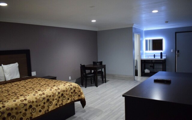 Willow Tree Inn  Suites