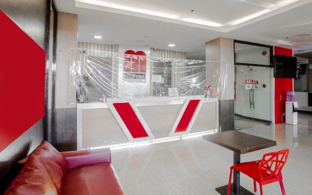 Mc Hotel Fairview by OYO Rooms