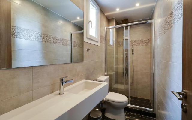 Athens Comfort Suites & Apartments