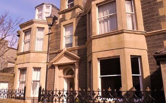Breadalbane House