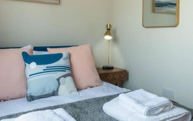 Escape 2 Unwind At The Parade Accommodates 10