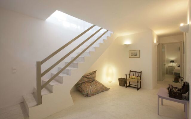 Dream Villa near Kid's Beach by VillaRentalsgr