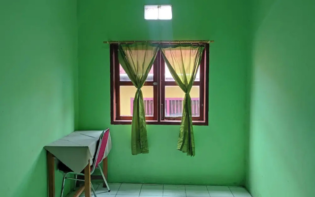 OYO 92724 Penginapan Syariah Al Syifa