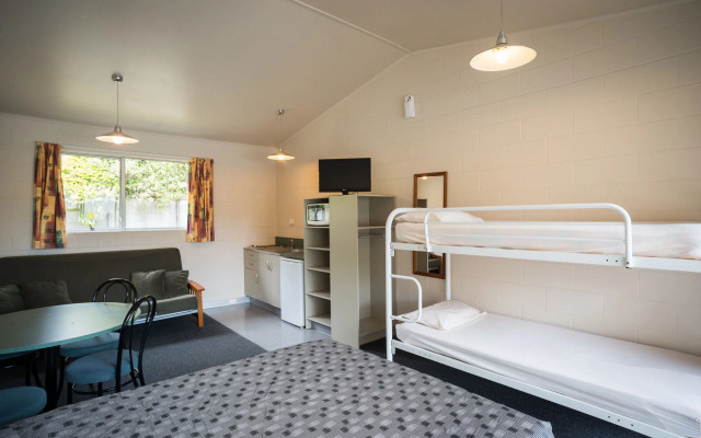 Nelson City TOP 10 Holiday Park