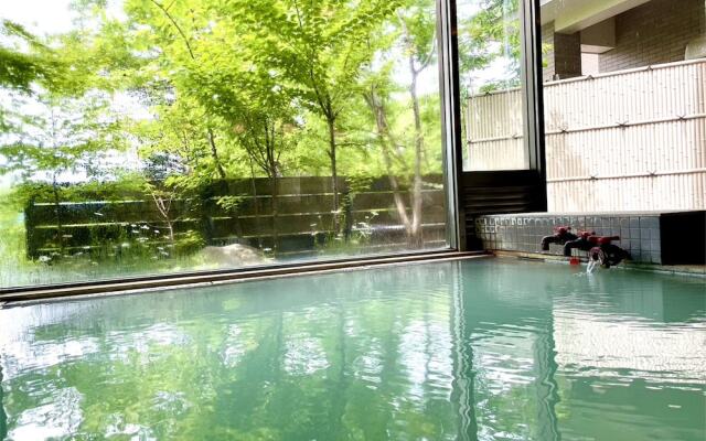 Lake Side Nikko Hotel