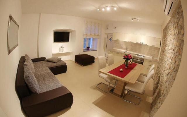 Apartment Kala