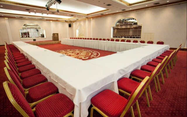 Ege Palas Business Hotel
