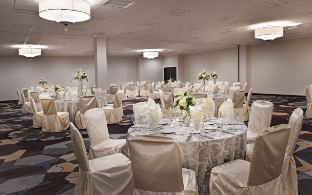 Sheraton Westport Plaza Hotel St. Louis