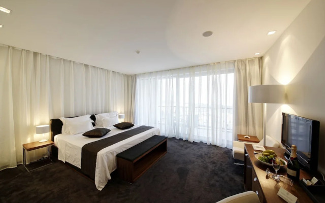 Lighthouse Golf Resort Private Properties