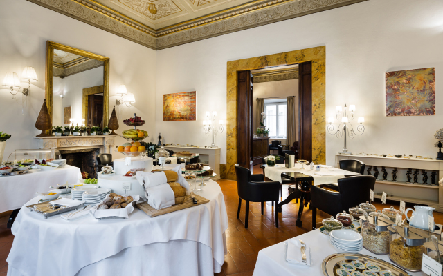 Relais Santa Croce by Baglioni Hotels & Resorts