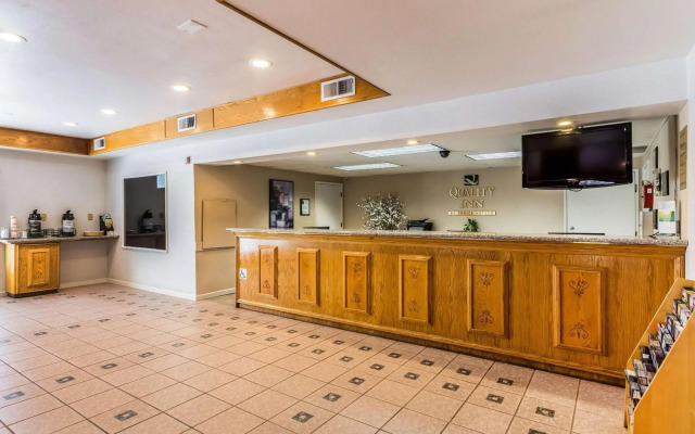 Quality Inn Fresno Near University