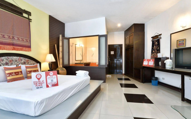 Nida Rooms Lavendar Moon Old Phuket