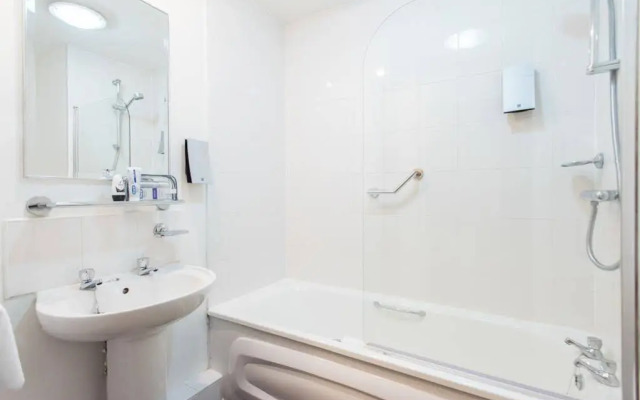 PREMIER SUITES Birmingham