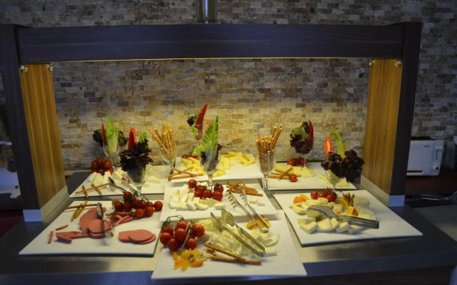 Ayvalik Palas Hotel