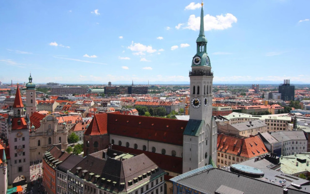 Hotel Rotkreuzplatz