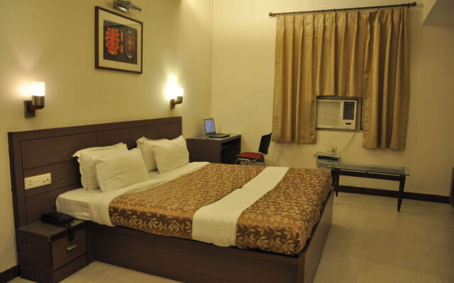 Hotel Crystal Retreat
