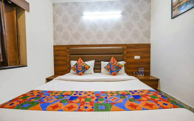 Fabhotel 4 Seasons