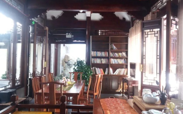 Shaxi Aoding Courtyard